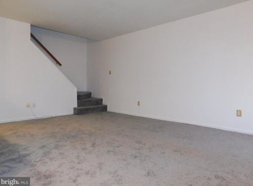 923 Northridge Dr, Norristown, PA 19403-2996