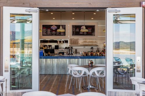 3204 Wapiti Canyon Rd, Park City UT  84098-6241 exterior