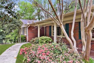 4600 Linwood Dr, Birmingham AL  35222-3722 exterior