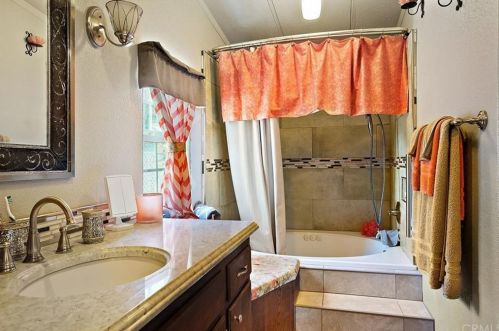 6010 Nacimiento Shores Rd, Lake Nacimiento CA  93426-6941 exterior