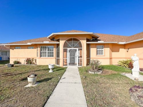 915 Highland Ave, Lehigh Acres FL  33972-3015 exterior