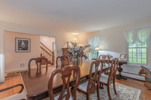 75 Great Ring Rd, Sandy Hook CT 06482-1605 exterior