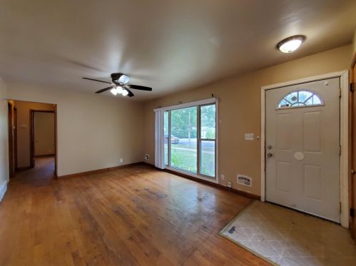 5151 83rd St, Milwaukee WI  53218-3647 exterior