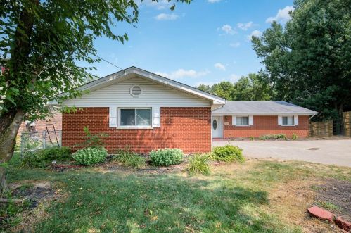 2420 Fulbourne Dr, Cincinnati, OH 45231-1827