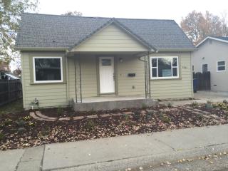 5327 11th Ave, Sacramento, CA 95820-2305