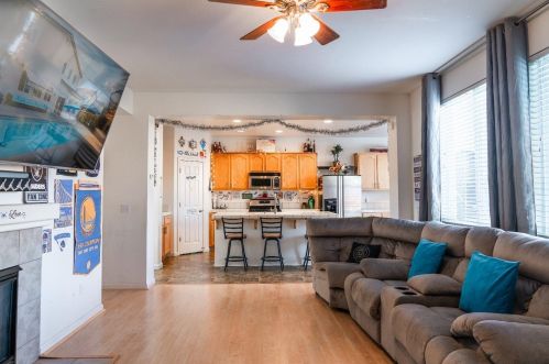 5812 Homewood Way, Riverbank CA  95367-9550 exterior