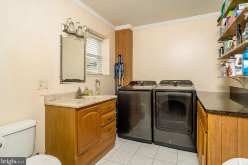 150 Windy Knoll Dr, Harrisonburg VA  22802-8886 exterior