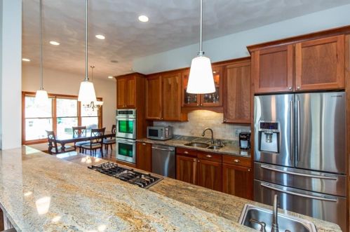 95 Acres Of Pne Rd, Coventry RI 02816-8949 exterior