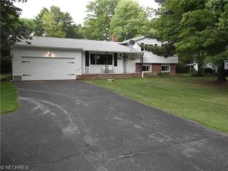 8270 Forestdale Dr, Willoughby, OH 44094-9369