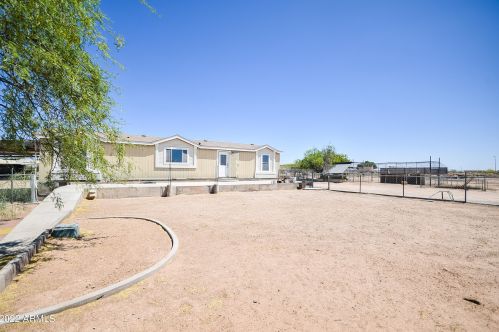 37214 Lower Buckeye Rd, Tonopah AZ  85354-7564 exterior