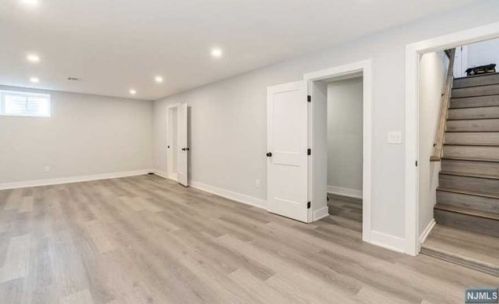 676 Ramapo Valley Rd, Oakland NJ  07436-3003 exterior