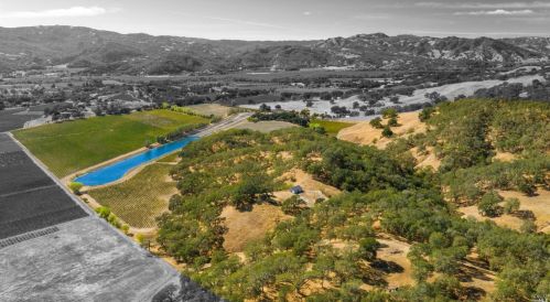 1595 University Rd, Hopland, CA 95449-9638