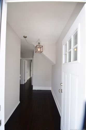 14 Herkimer St, Bridgeport, CT 06604-1921