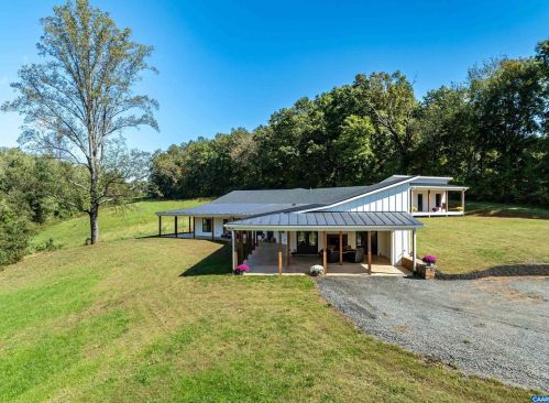 2615 Amicus Rd, Stanardsville VA  22973-3163 exterior