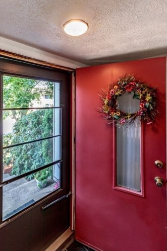 636 Deer Watch Rd, Bridgeville PA  15017-1149 exterior