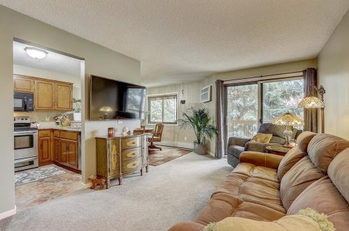 14855 Endicott Way, Saint Paul, MN 55124-6434