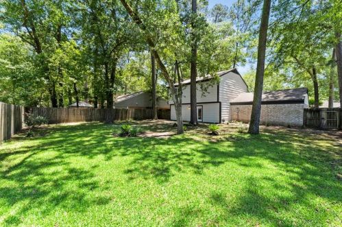 2039 Oak Shr Dr, Humble TX 77339-1724 exterior