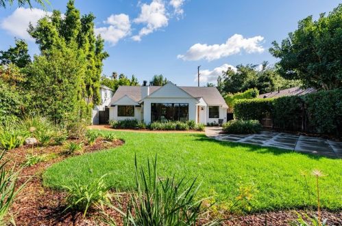 6464 Firmament Ave, Van Nuys CA  91406-6218 exterior