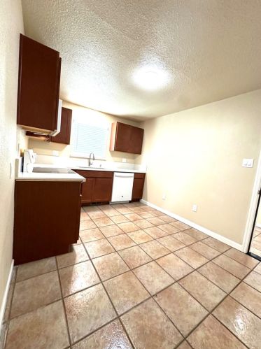 3012 Orange Ave, Riverbank CA  95367-2004 exterior