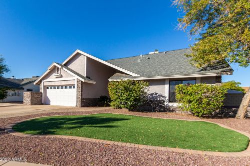 17608 62nd Dr, Glendale, AZ 85308-3755