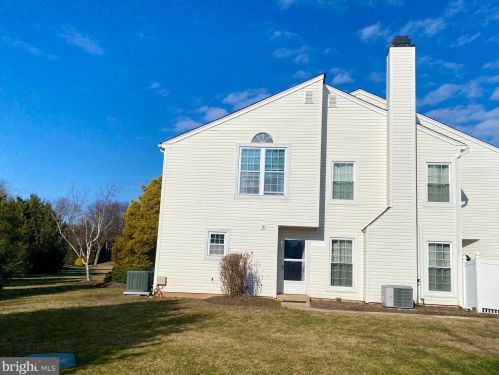 69 Portsmouth Ct, Southampton, PA 18966-2621