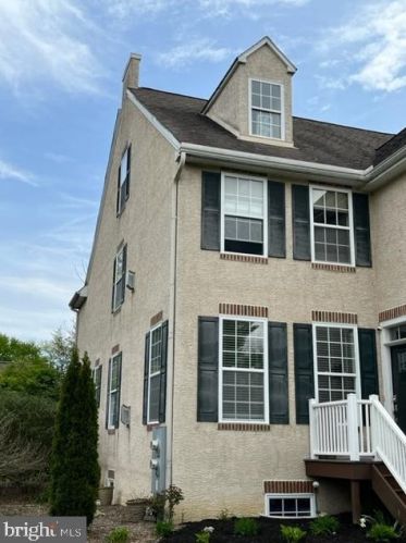 102 Riverbirch Cir, Kennett Sq, PA 19348-1678