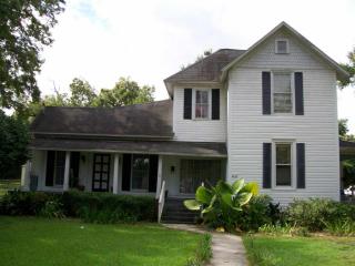 1123 King St, Quincy, FL 32352-0325