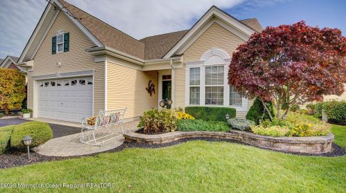 172 Huntington Dr, Jackson Twp NJ  08527-4789 exterior