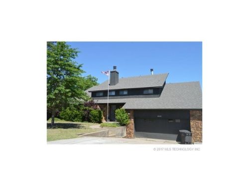 4548 Barlow Dr, Bartlesville, OK 74006-6742