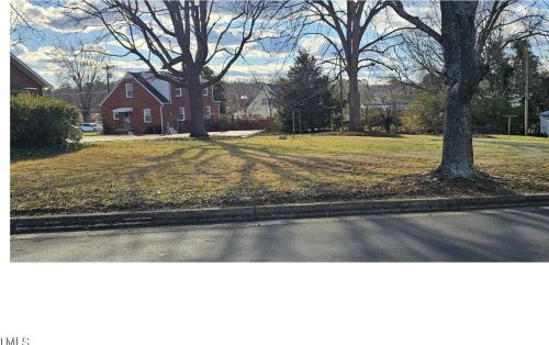 1335 Main St, Burlington, NC 27215-5604
