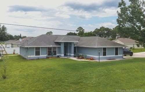 1999 Delmonico Ave, Fort Pierce, FL 34953-1354