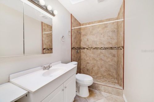 1250 Myra Ct, Deltona FL  32738-6961 exterior