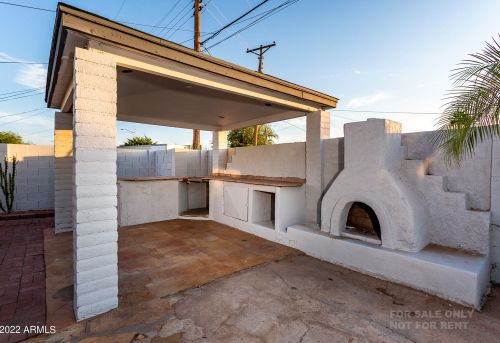 3044 39th Ave, Phoenix AZ 85029-3117 exterior