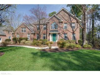 808 Loch Island Dr, Chesapeake VA  23320-9283 exterior