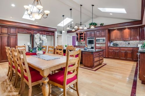 3338 Harvey Way, Lakewood CA  90712-3764 exterior