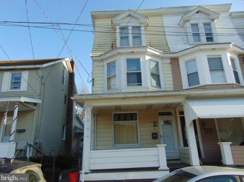 24 Ridge St, Coaldale, PA 18218-1217