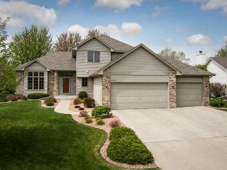 14950 Hillside Trl, Prior Lake MN  55378-3629 exterior