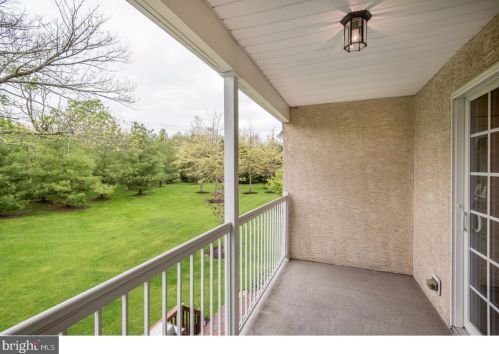 664 Greycliffe Ln, Prospectville PA  19002-1951 exterior