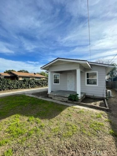 1571 Union St, San Bernardino CA  92411-2544 exterior