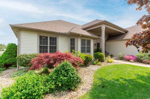 14191 Worthington Dr, Granger, IN 46530-6295