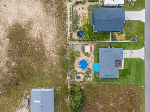 294 Malauka Loop, Ocklawaha FL  32179-6421 exterior