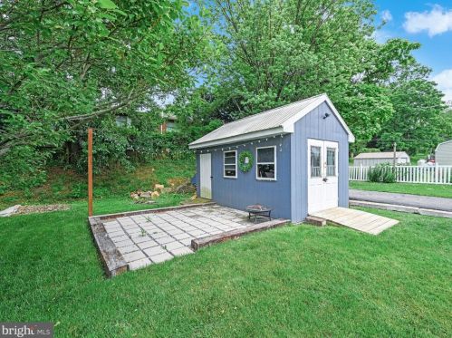 12 Orange St, Ephrata PA  17522-2315 exterior