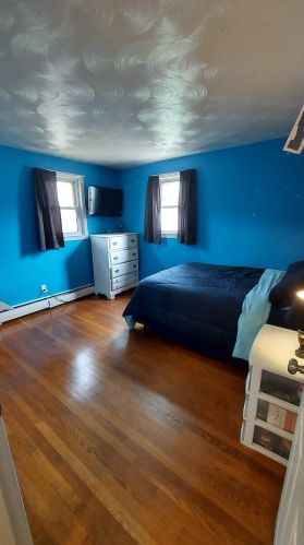 12 Spencer Ave, Salem NH  03079-4213 exterior