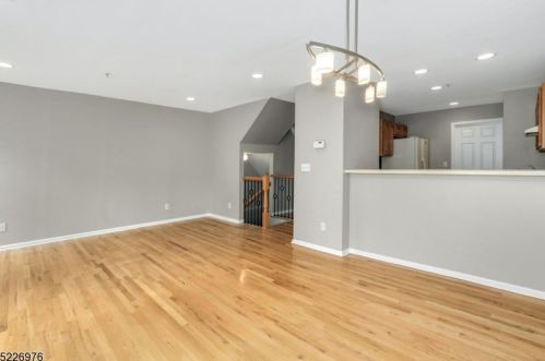 105 Boulder Ridge Dr, Dover NJ  07869-1644 exterior