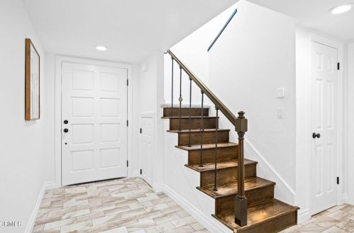 1536 Earl Ave, Simi Valley CA 93065-3617 exterior