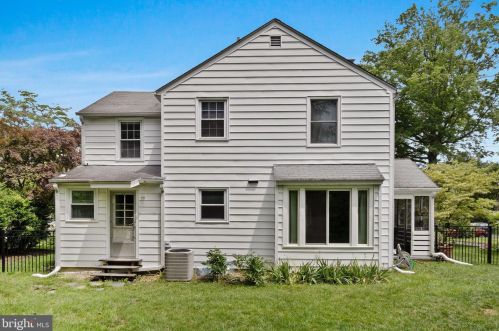 810 Redman Ave, Tavistock NJ  08033-3043 exterior