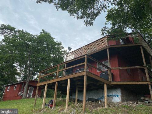 1902 High Knob Rd, Purgitsville, WV 26845