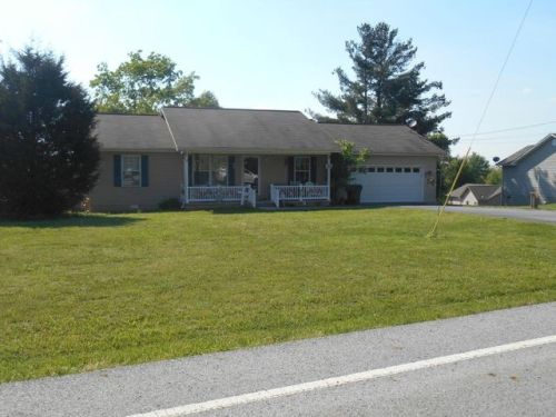 1052 Old Lantana Rd, Crossville, TN 38555-1938