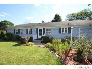 139 Campfire Rd, Henrietta, NY 14467-9523