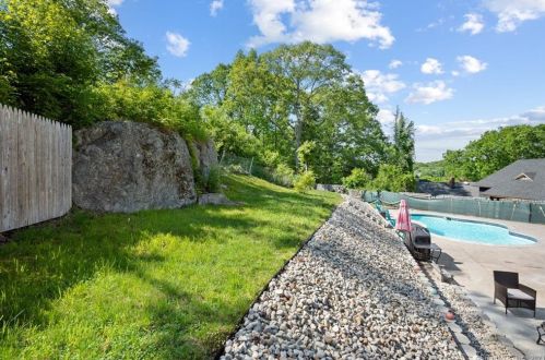 40 Hedge Ave, Norwich CT  06360-5920 exterior